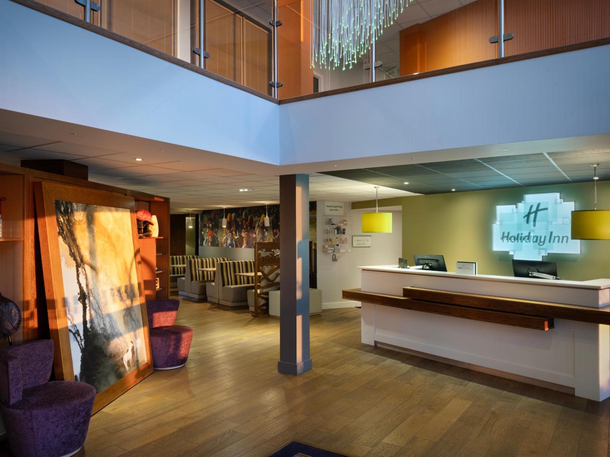 Holiday Inn Huntingdon Racecourse By Ihg Zewnętrze zdjęcie