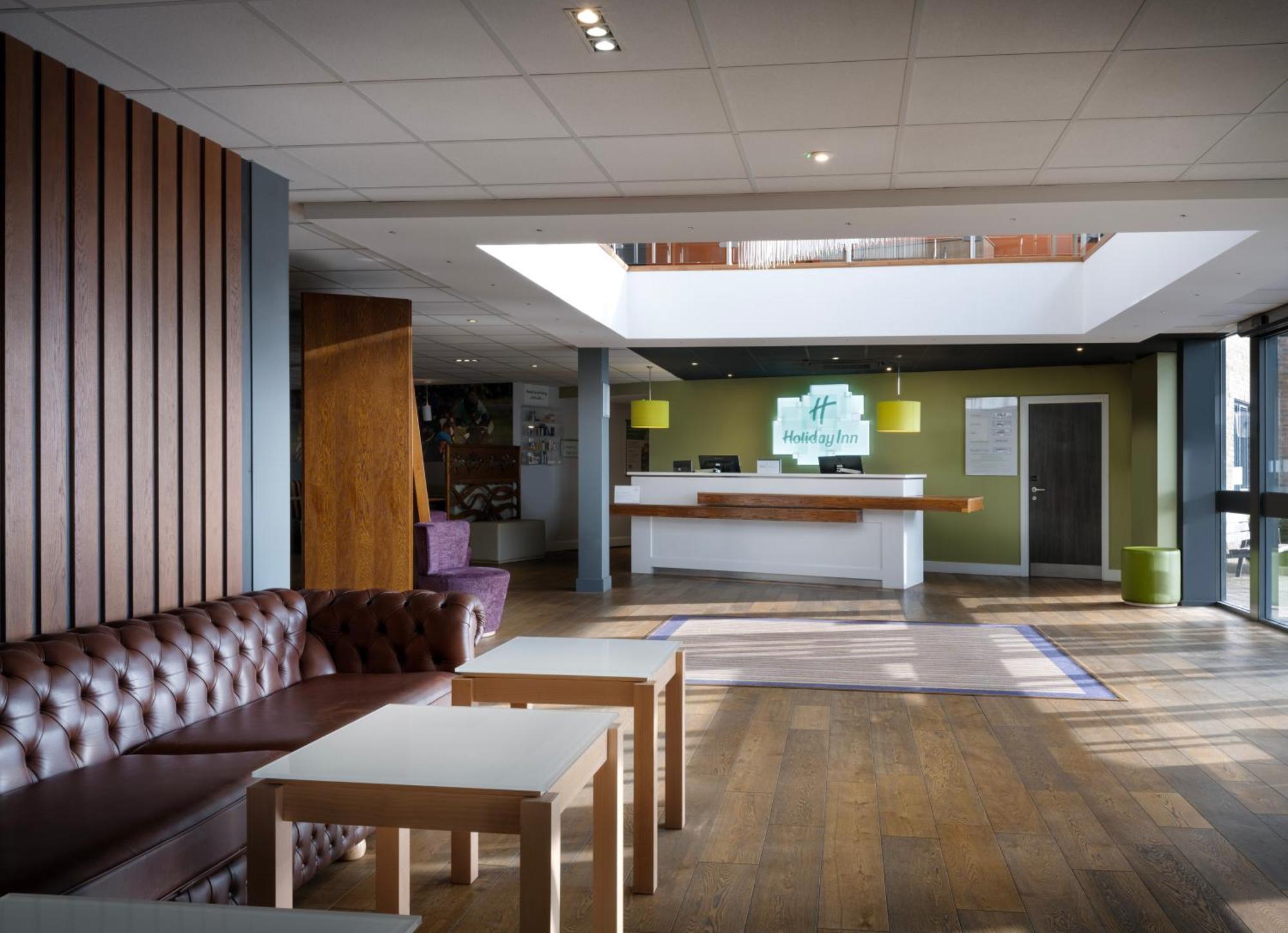 Holiday Inn Huntingdon Racecourse By Ihg Zewnętrze zdjęcie