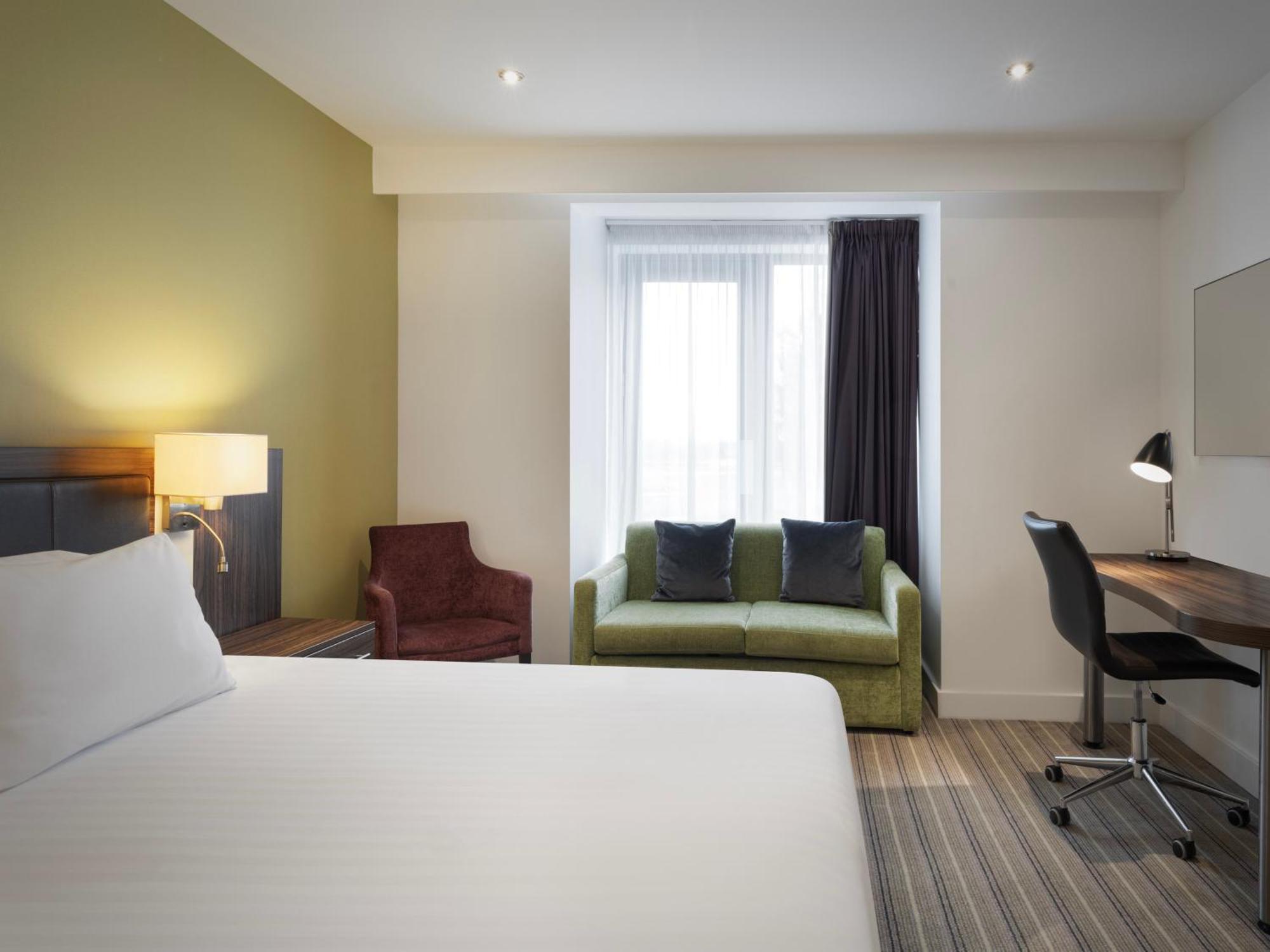 Holiday Inn Huntingdon Racecourse By Ihg Zewnętrze zdjęcie