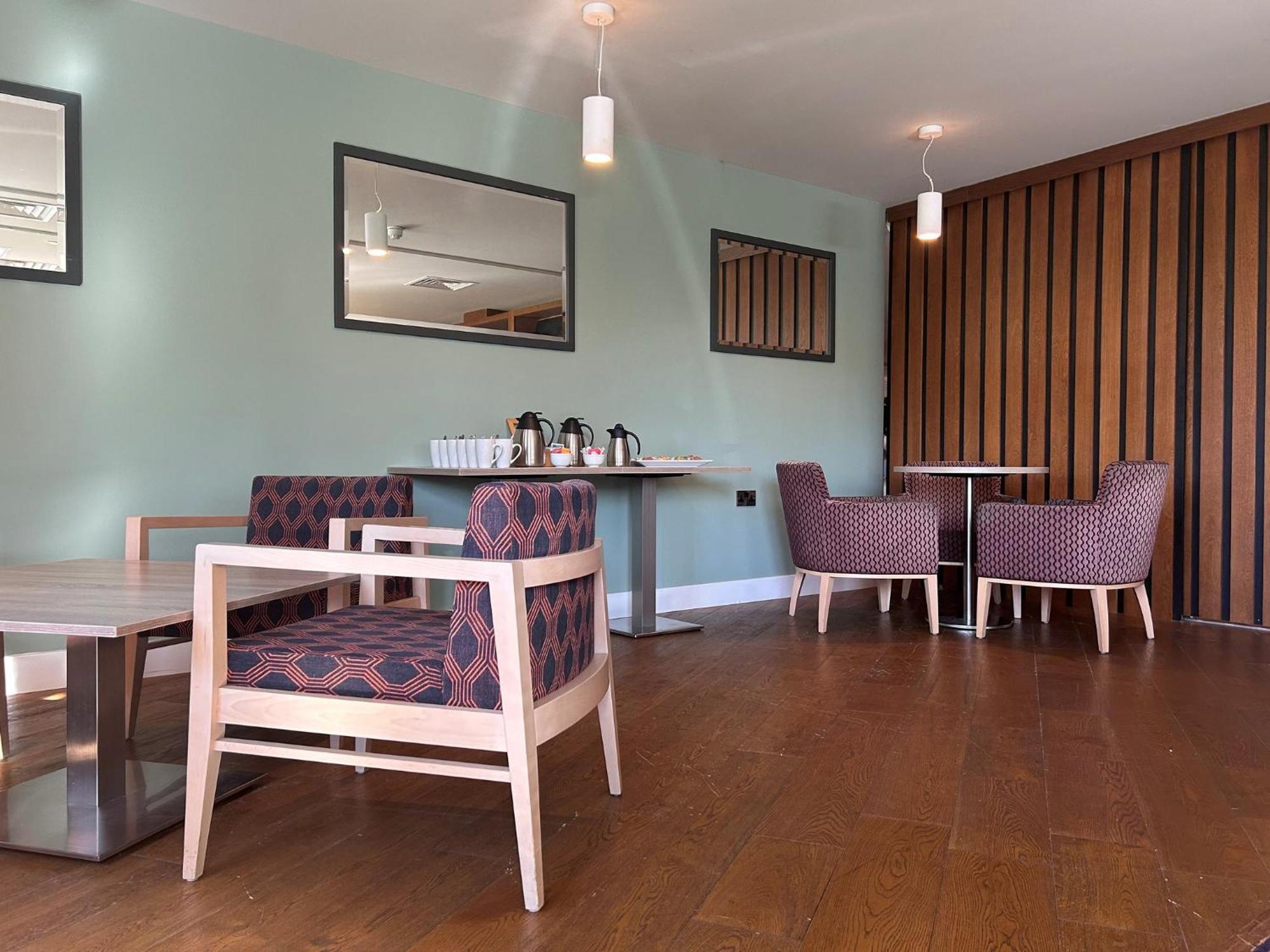 Holiday Inn Huntingdon Racecourse By Ihg Zewnętrze zdjęcie